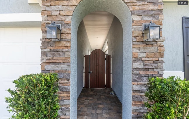 Photo - 148 Woodcross Dr