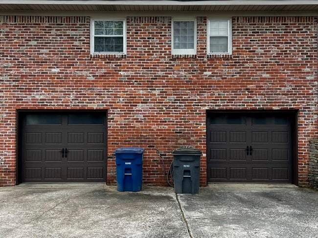 Photo - 3024 Whispering Pines Cir