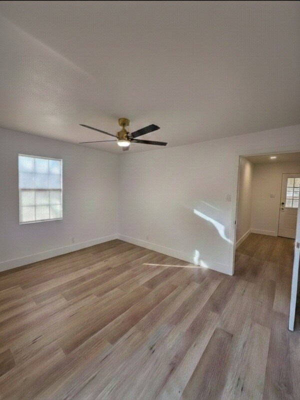 410 Randall St