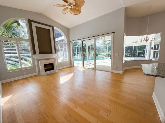 Photo - 63 Bay Lake Dr
