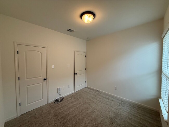 Photo - WATER FRONT PROPERTY! BEAUTIFUL 3BD/2BA HOME!