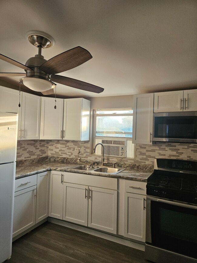 Building Photo - 24 W 37th St Unit #2
