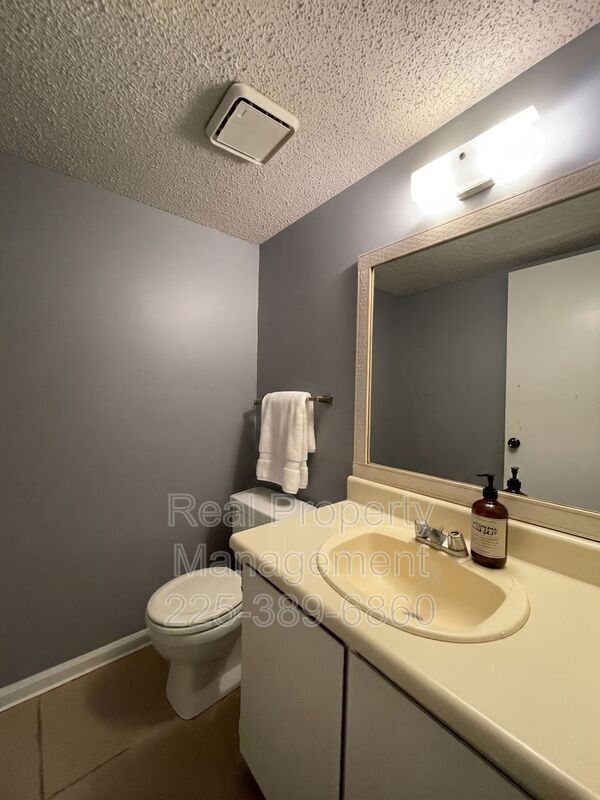 Photo - 1724 Brightside Dr Unit A