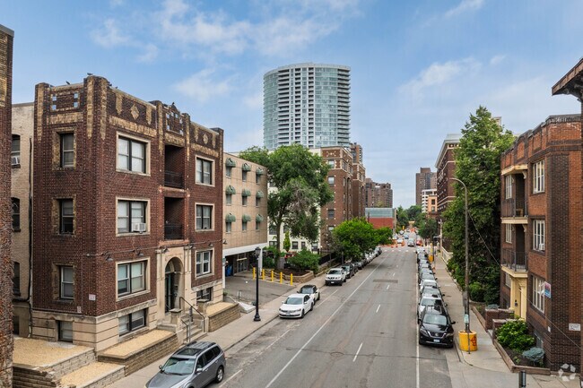 LaSalle Downtown Skyline - 1524 LaSalle Ave - Boutique Brownstone wit... Rental