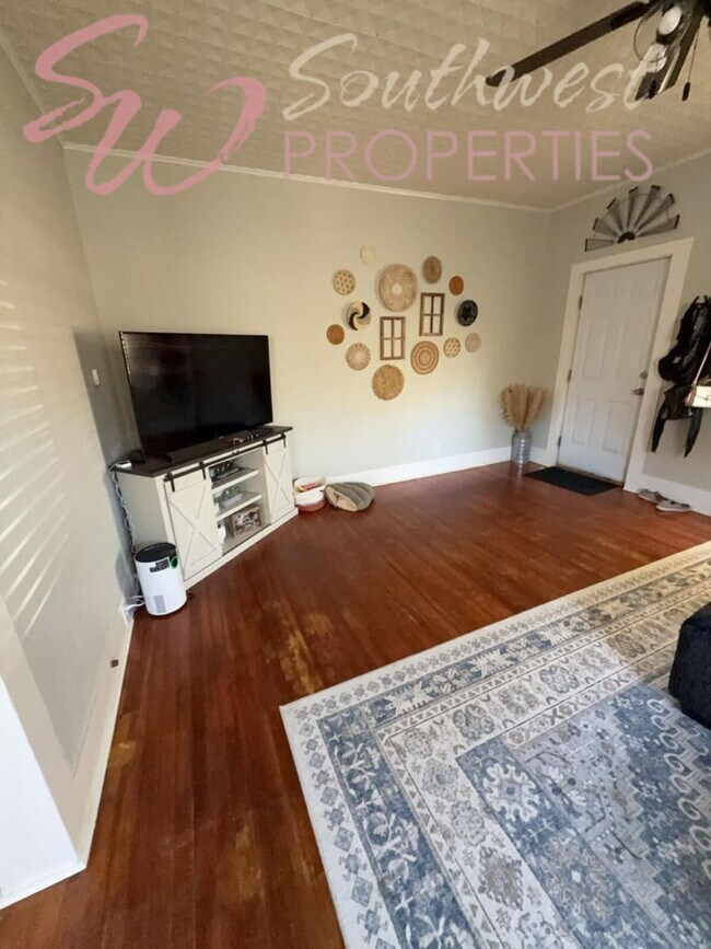 Photo - Large 1 Bedroom Duplex – Just One Block from Campus