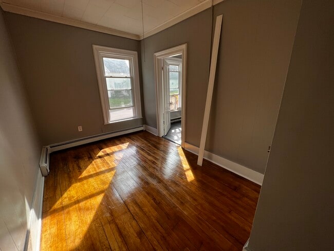 Photo - 55 Davis St