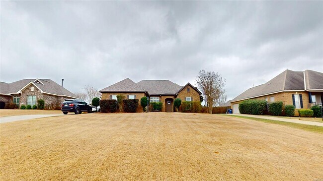 Photo - 150 Village Ct