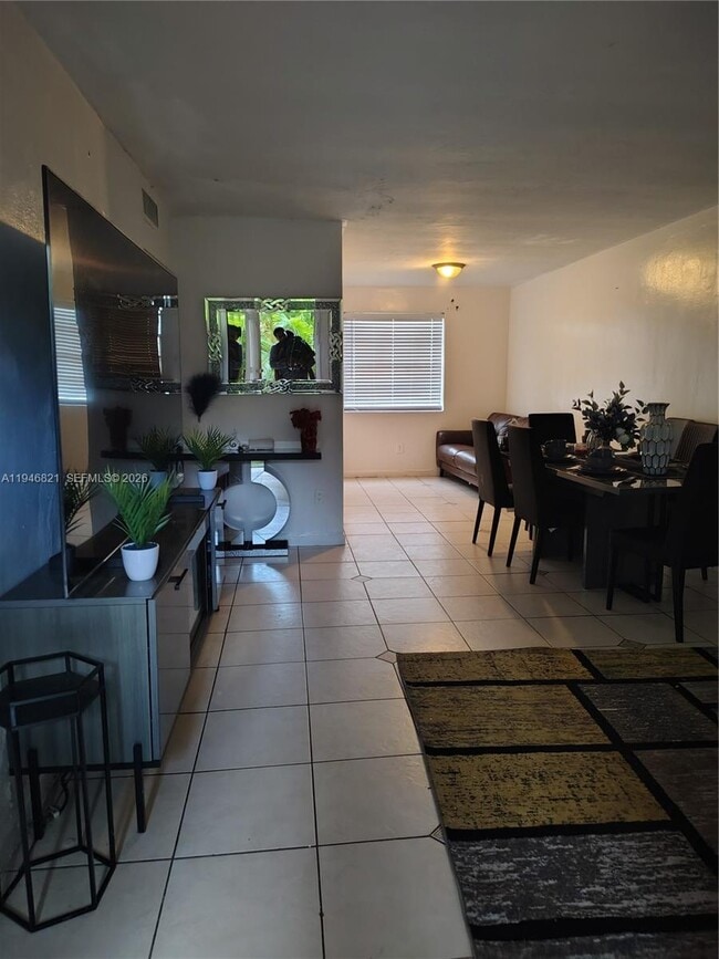 Photo - 1350 NE 119th St Unit 135006