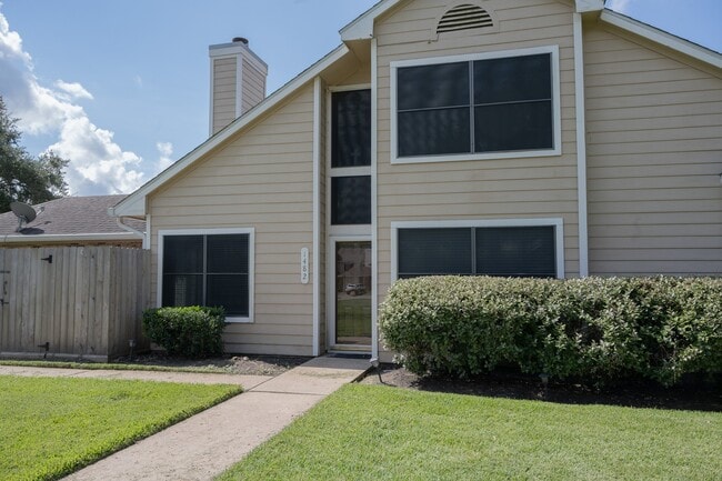 Building Photo - 1482 Gemini St Rental