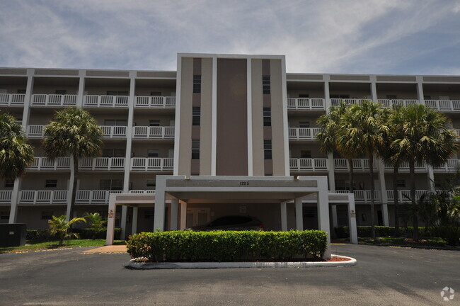 Building Photo - Move-In Special: One Month Free + Competit... Unit 507 Rental