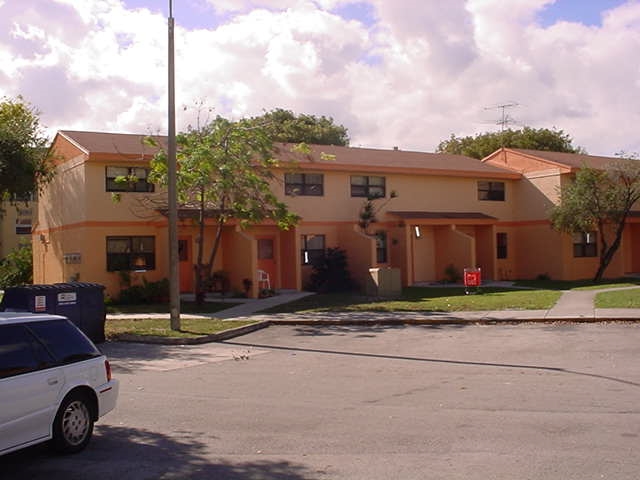 Photo - La Esperanza Apartments