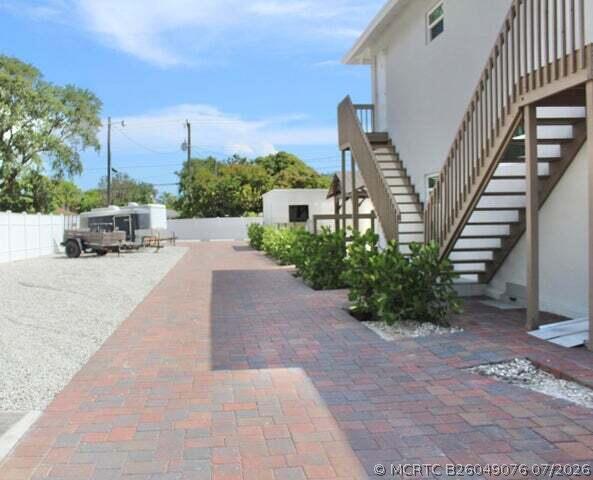 Photo - 305 Cypress Dr Unit 1