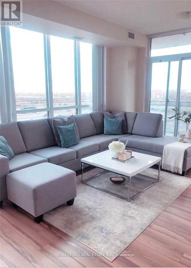 Photo - 55 Eglinton Ave W Unit 1307