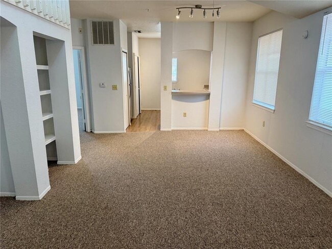 Photo - 122 Vista Verdi Cir Unit 320