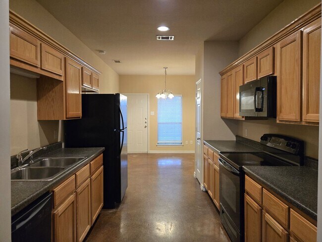 Photo - Robinson Townhome