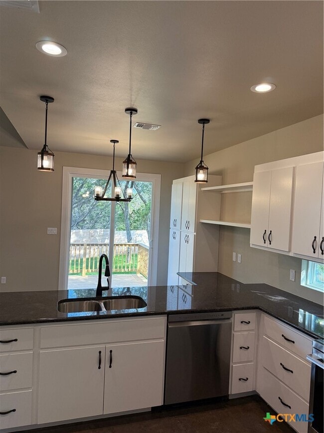 Photo - 149 Oak Summit