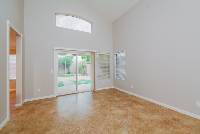 Photo - 4955 W Oraibi Dr