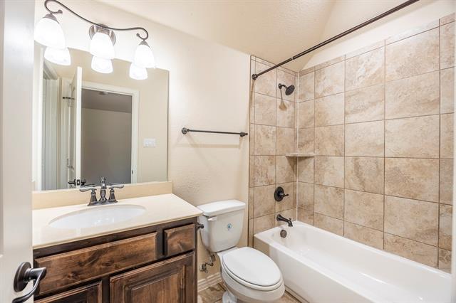 Photo - 6913 Chisholm Trail