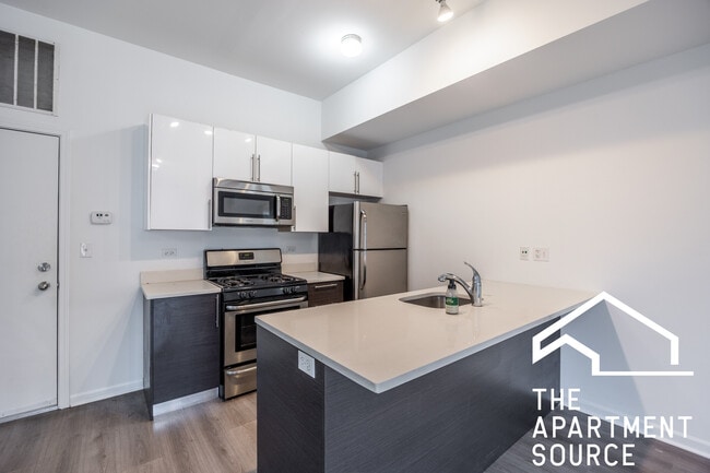 Photo - 2022 S Throop St Unit 2W