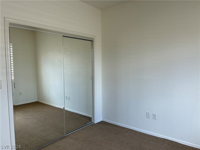 Photo - 2581 Leighton Ave