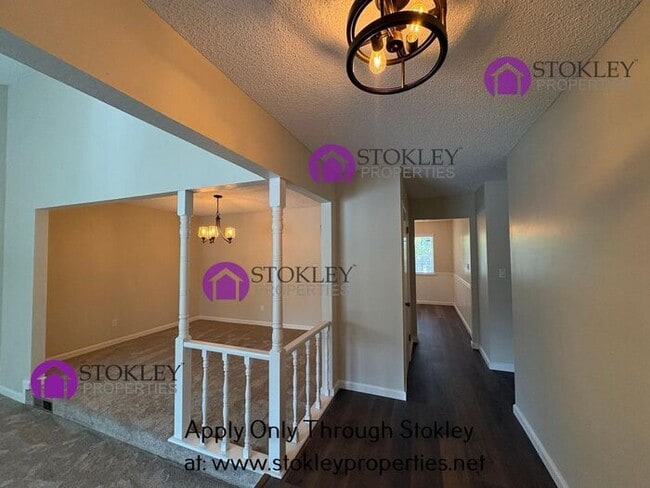 Photo - 18 Bonnie Pl