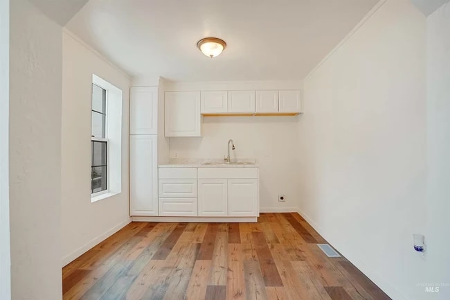 Photo - 1230 Miller Ave Unit 2