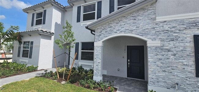 Photo - 1181 NW 1st St Casa