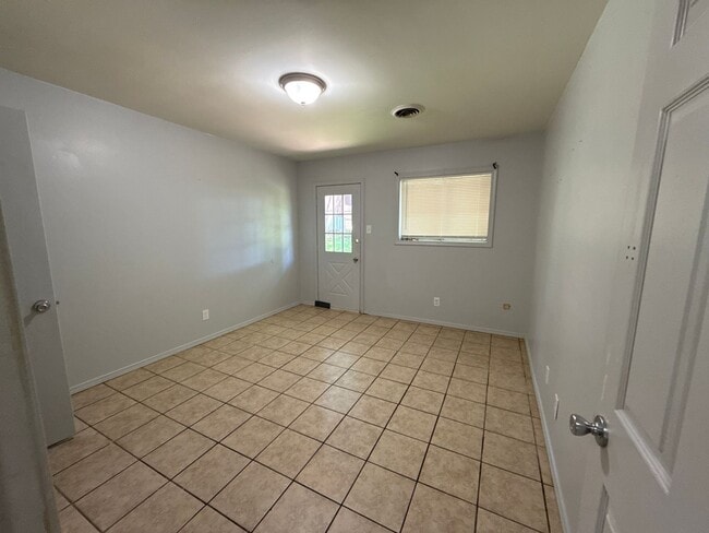 Photo - 2605/ 2607 S. 16TH Unit 2605 S 16TH