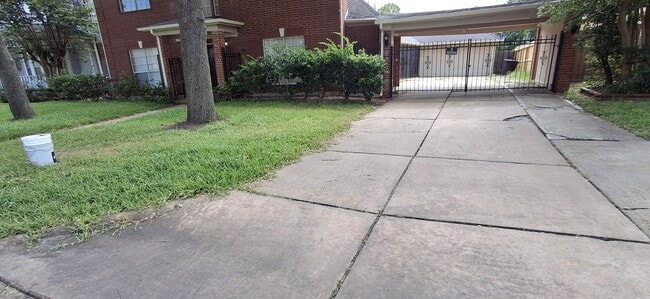 Photo - 3411 Ashfield Dr