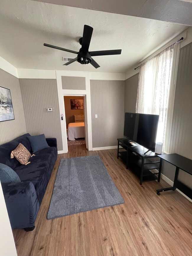 Photo - 230 W Myrtle St Unit 230-A