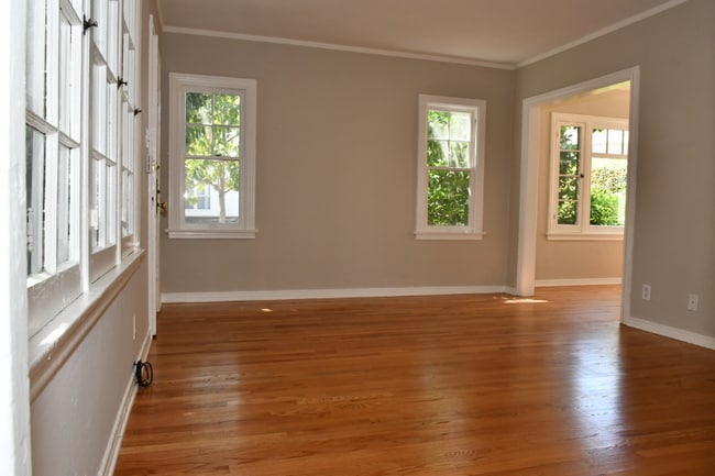 Photo - 1834 Normandie Ave Unidad 1834 and a half