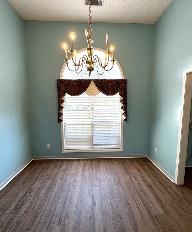 Photo - 444 Laurel Springs Ct