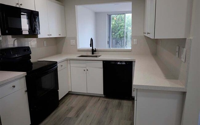 Photo - 5240 NW 102nd Ct