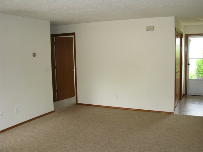 Photo - Quiet Two Bedroom Duplex in South Salem Unit 5114