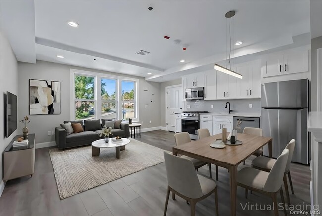 Photo - 110 School St Unit 2