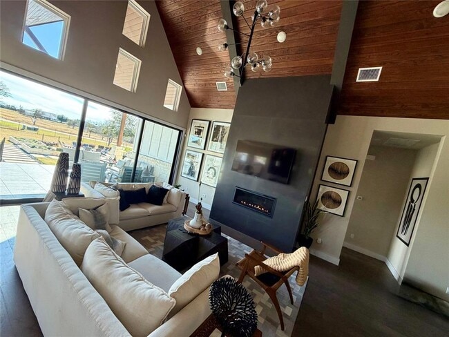 Photo - 217 Northcrest Dr