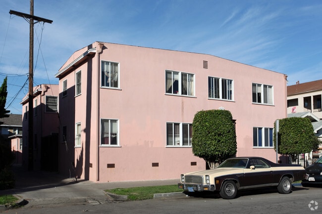 Building Photo - 727 Olive Ave Rental