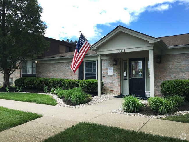 Schedule a Tour With Us Today! - Huntley Ridge New Albany Rental