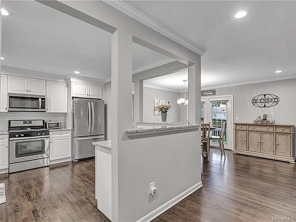 Photo - 35 Delwood Rd