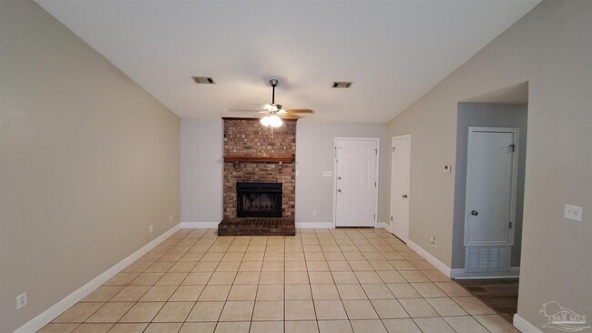 Photo - 828 Lavon Dr