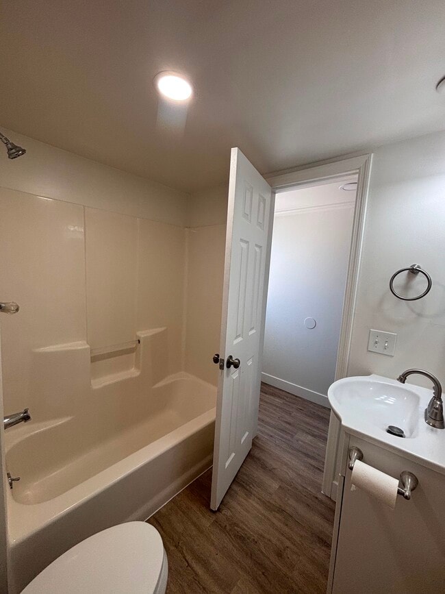 Photo - 331 N Mount Vernon Ave