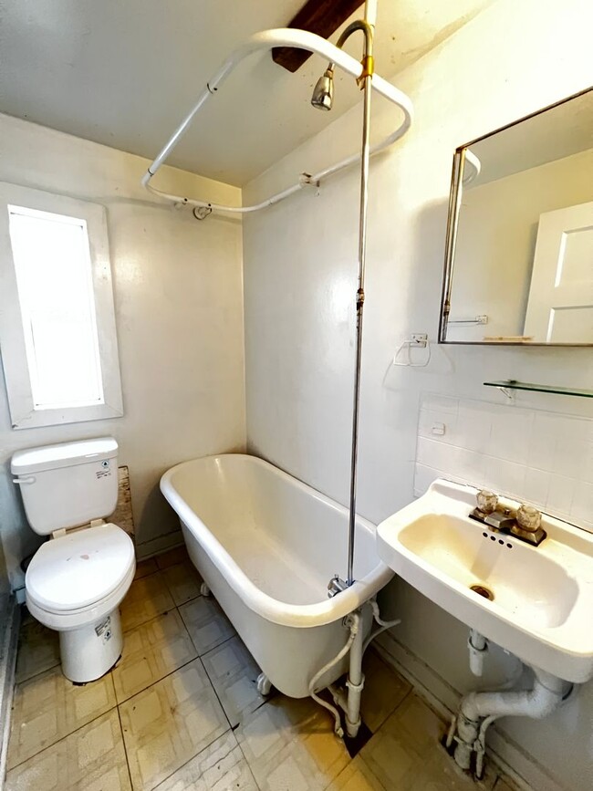 Photo - 309 S 33rd St Unit 309 S 33rd St 2