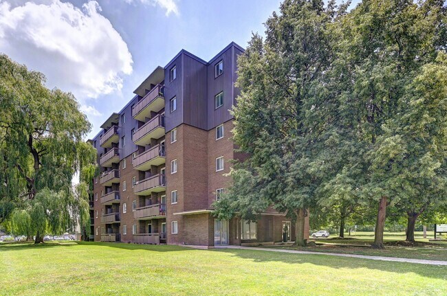 Photo - Willow Road Apartments