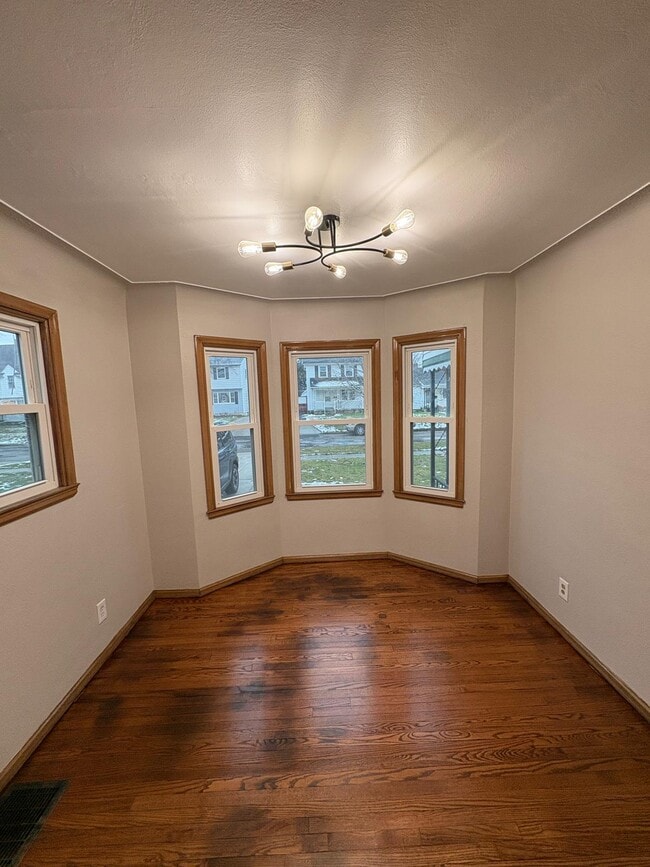 Photo - 218 W Capistrano Ave