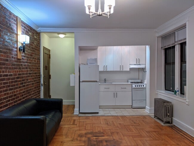 Photo - 43-33 46th St Unidad A8