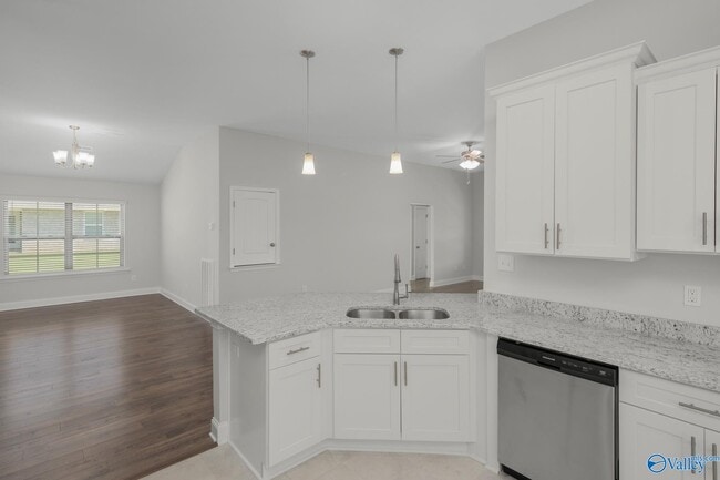 Photo - 239 Abercorn Dr