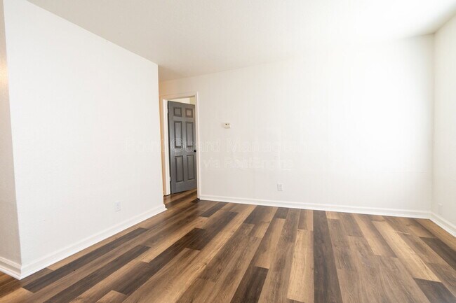 Photo - 1318 N Piatt Ave Unidad Apt D