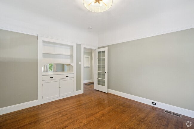 Building Photo - 1431 Quesada Ave Unit 1 Rental