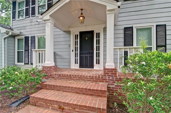 Photo - 220 Indian Hills Ct