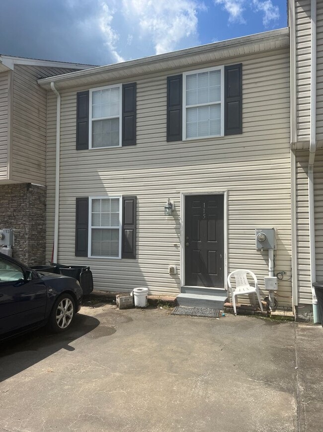 Photo - 115 Eagle Dr